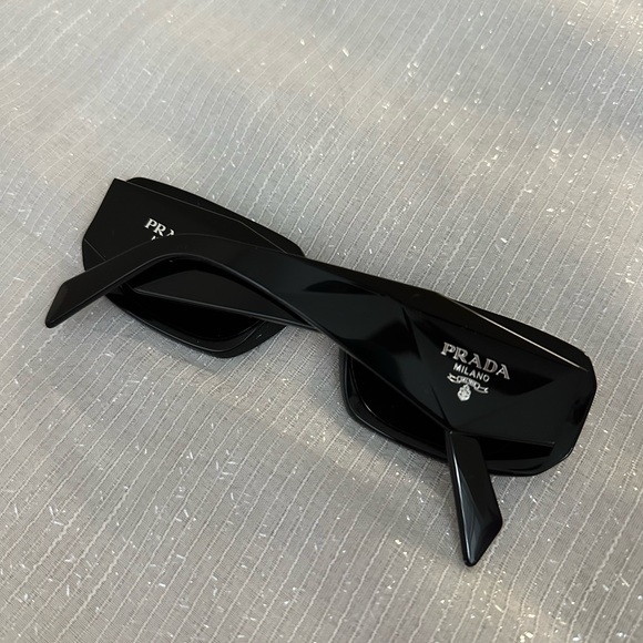 Prada PR 17WS Sunglasses NEW - Picture 6 of 16